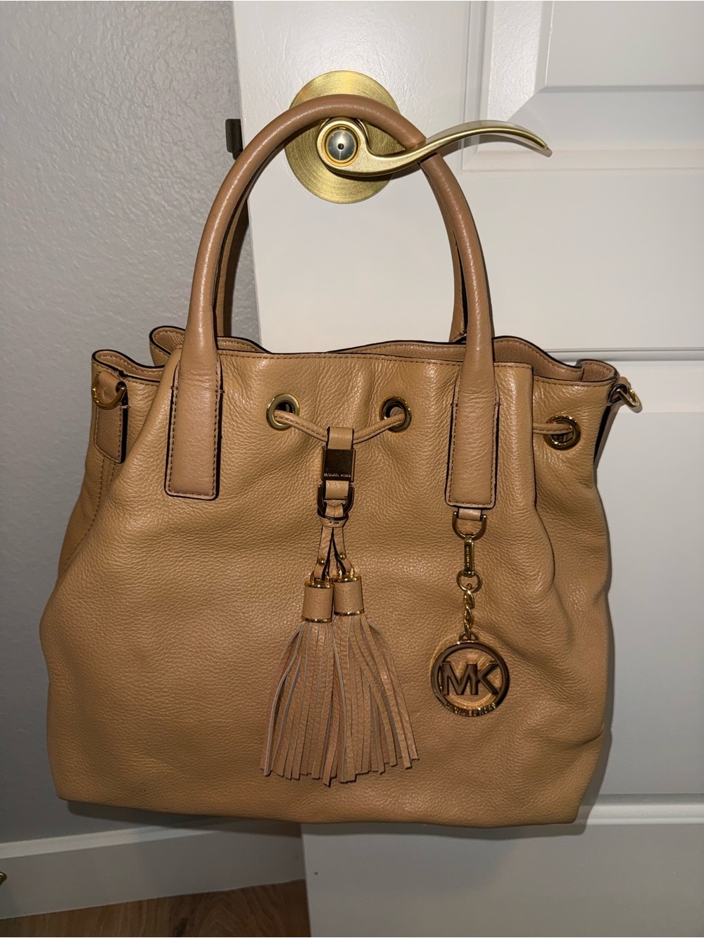 Michael Kors Beige/Tan Leather Drawstring Shoulder Tote